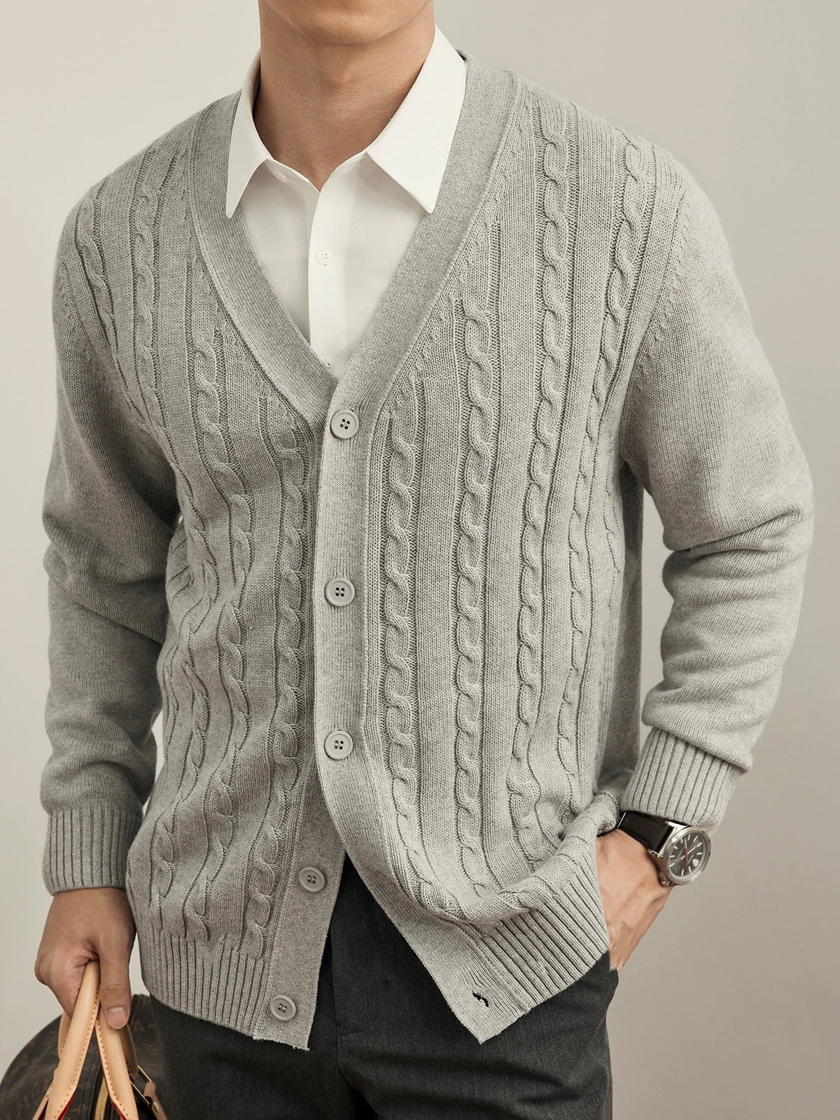 Strikket cardigan-pullover