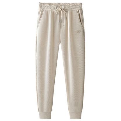 Sporty jogpants med broderi