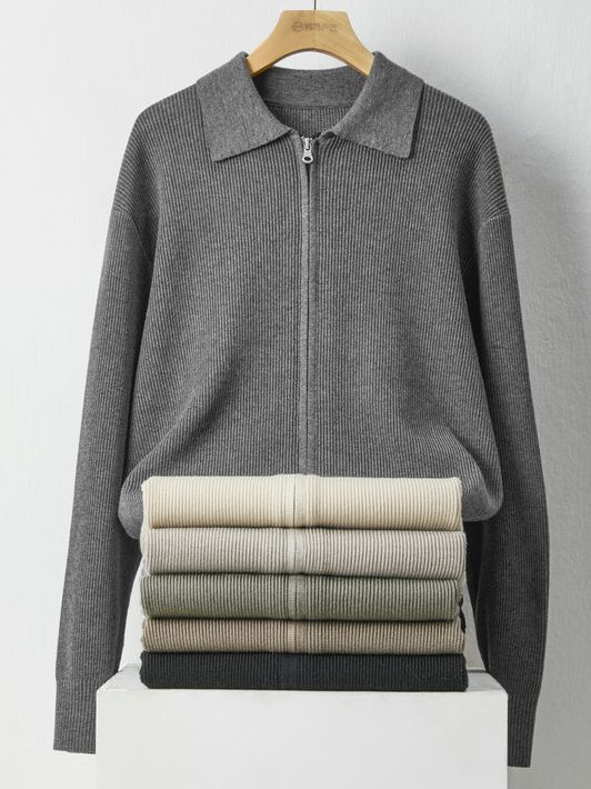 Striktrøje med Lynlås & Krave